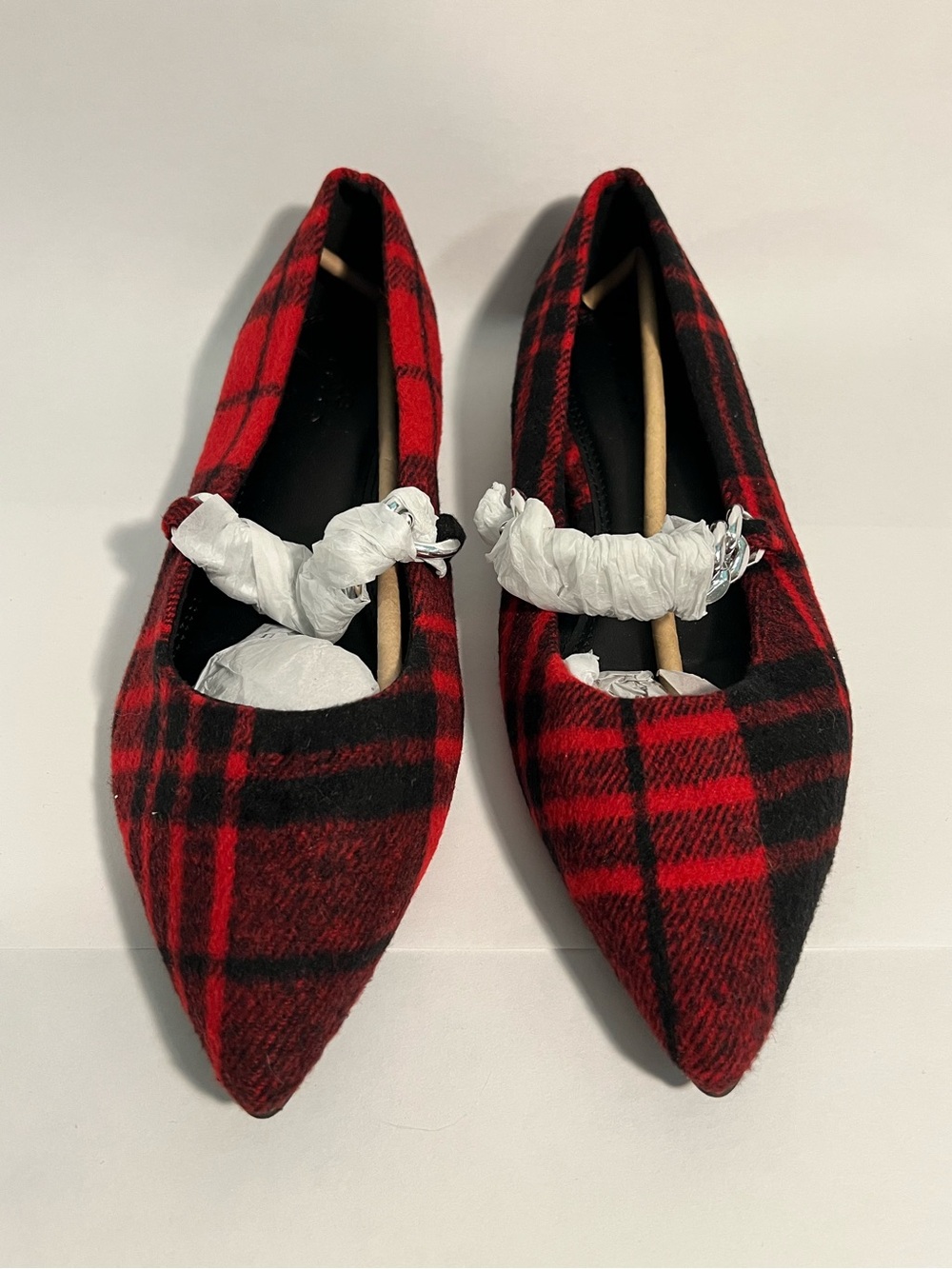 ❤️🖤 ASOS Plaid Chain Detail Flats